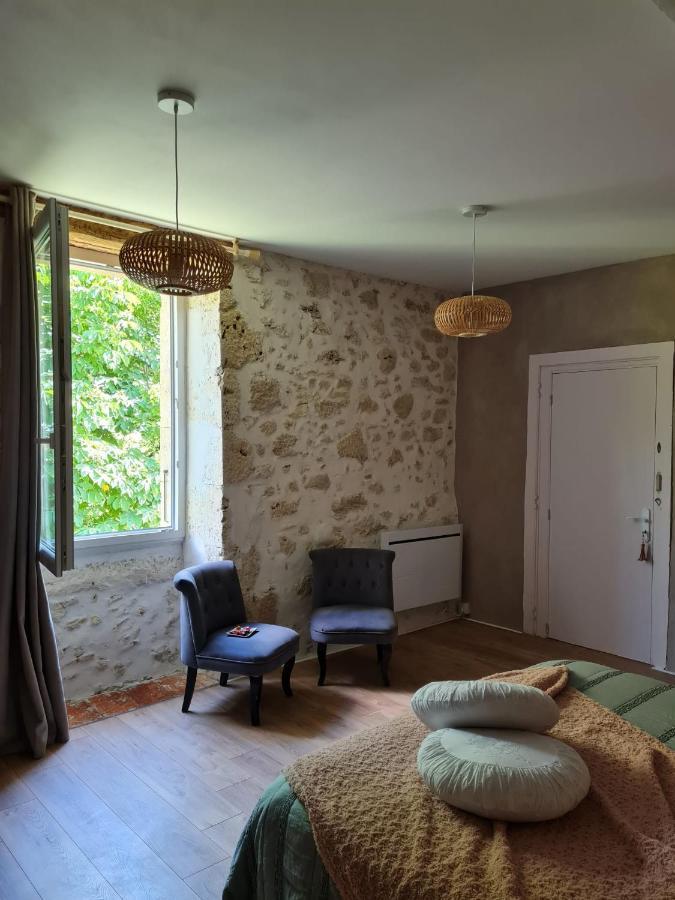 コンドン La Boheme Bed & Breakfast エクステリア 写真