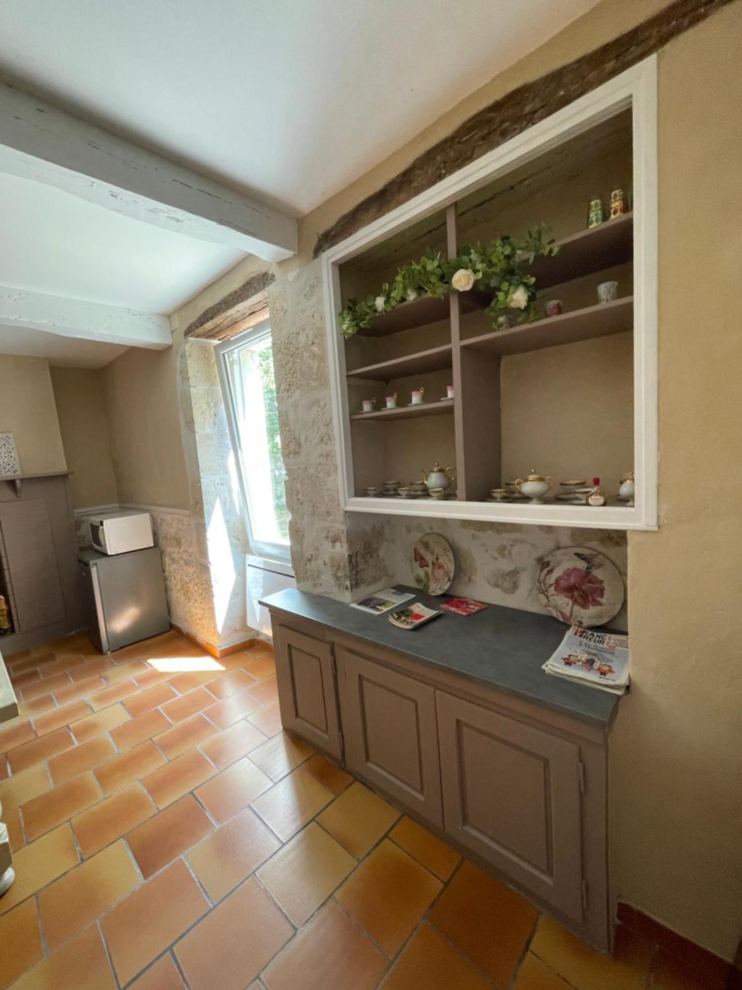 コンドン La Boheme Bed & Breakfast エクステリア 写真